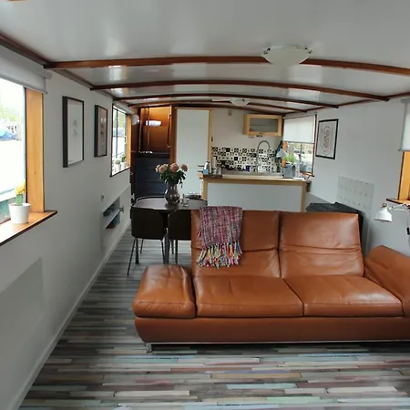 Boat North 암스테르담