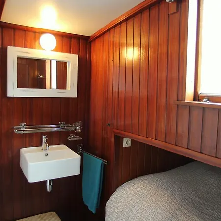 보트호텔 Boat North