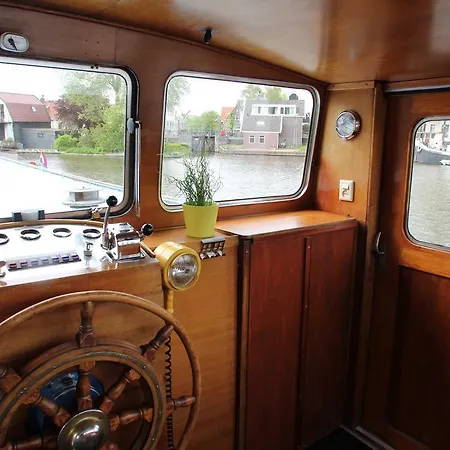 Boat North Botel Amsterdam